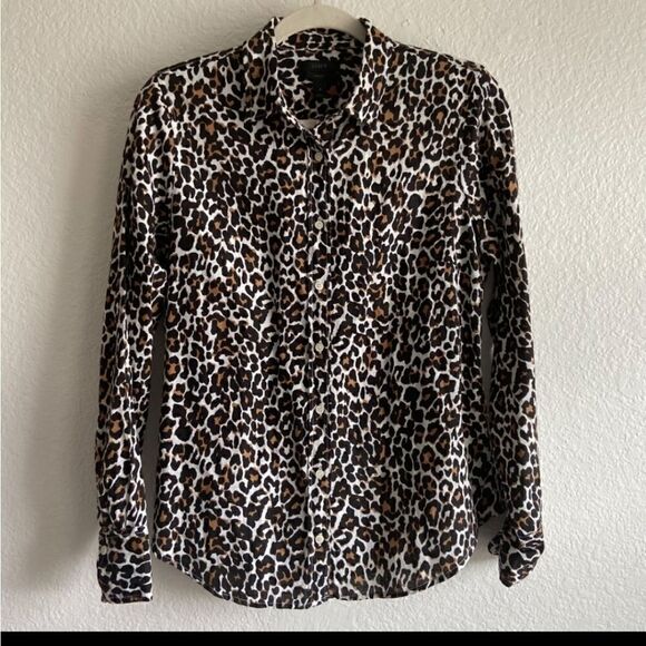 J CREW  Cotton Leopard Button Down - Picture 10 of 14